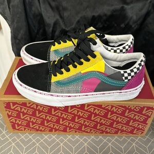 Multicolored lace up Vans